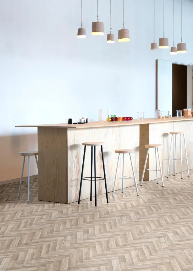 oak_chevron_913m_cv_beauflor_rsh_02.webp
