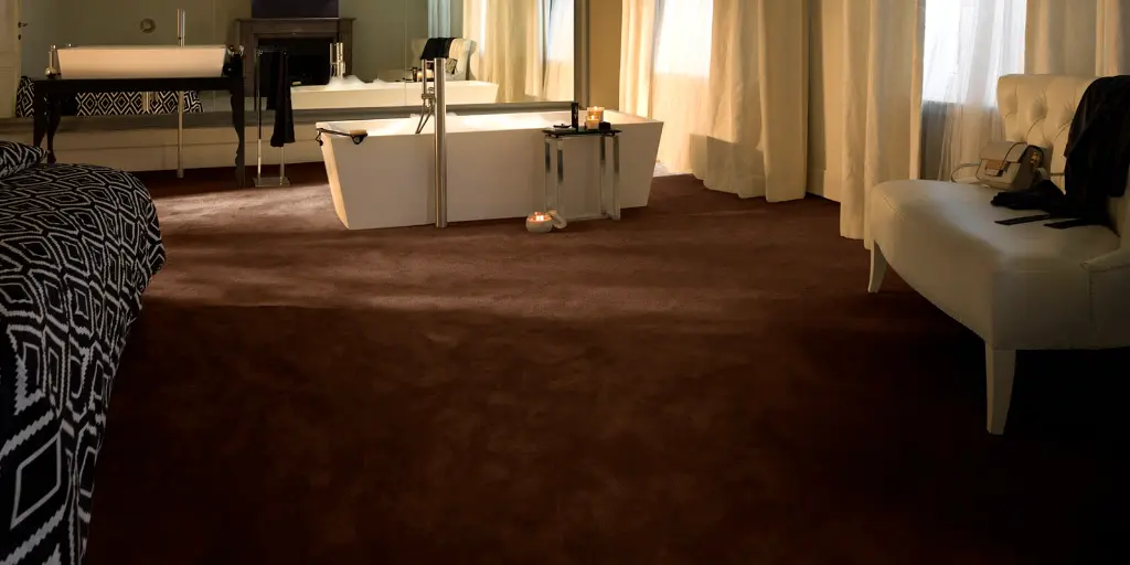 OMPHTA_44_BED.webp
