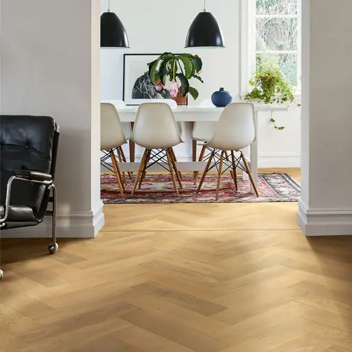 W4167-05115_Interior01_B2B+Square+XL.webp