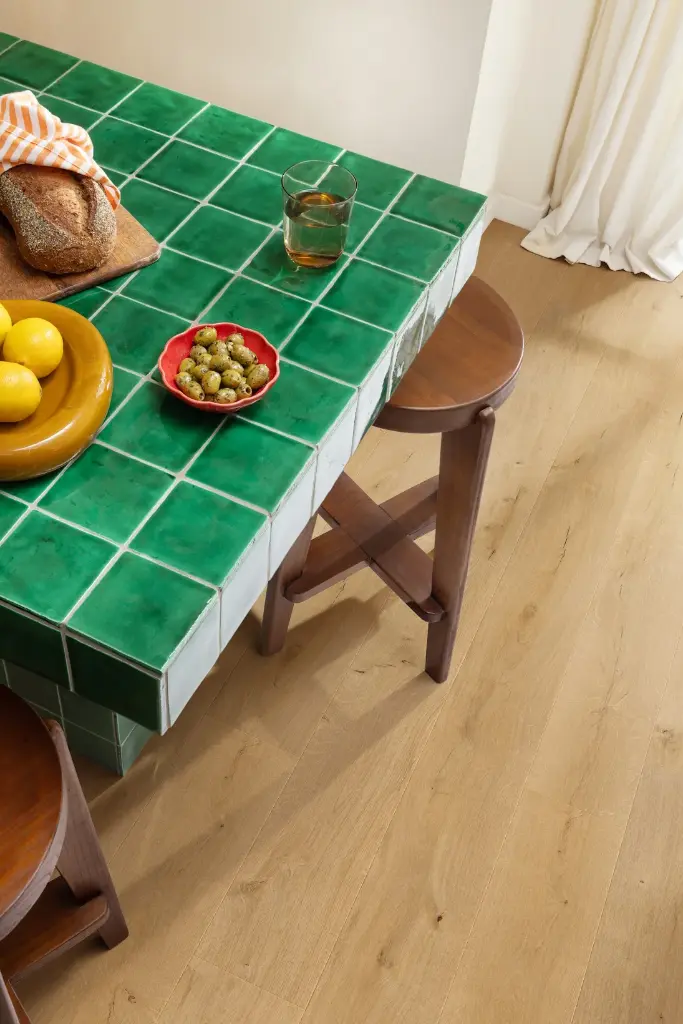 Lakeland_Oak_11814_sfeerfoto_in_keuken_1095x1641.webp