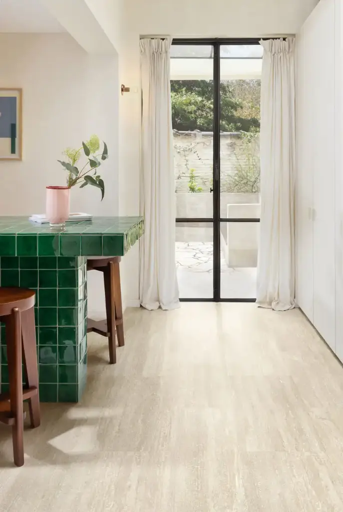 Montecelio-46251_MODLR41144MT_Interior01_900x1341.webp