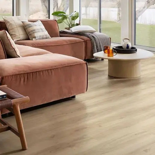 moduleo-layred-classic_oak_24270_modlr41138sp_interior02-b2b_square_xl-1_515x515.webp