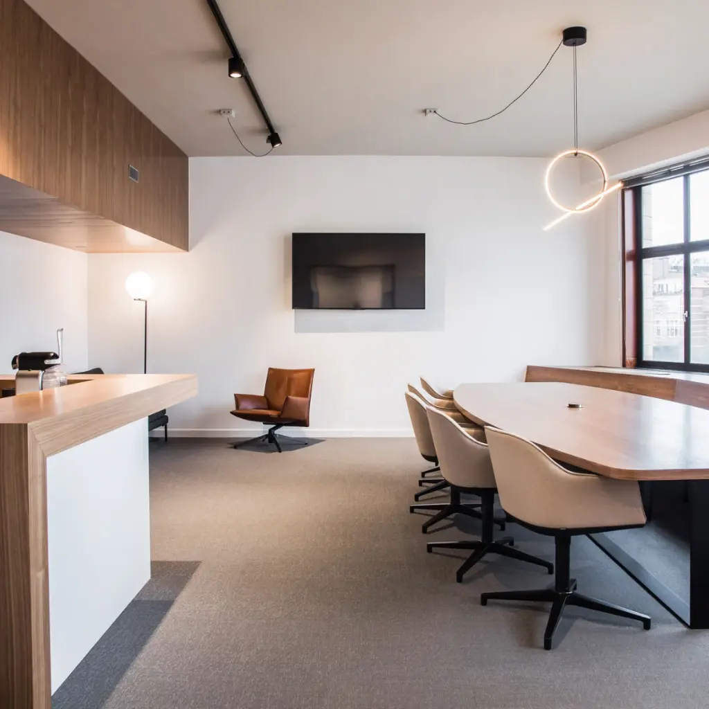 2tec2_Cresta_Titan_workspace_BE_02.webp