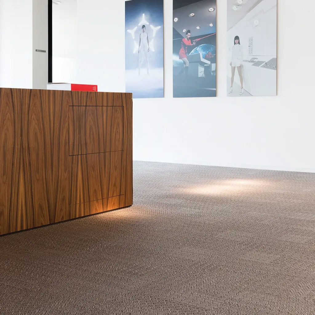 Morion-Brown-Office-2014-BE-02.webp