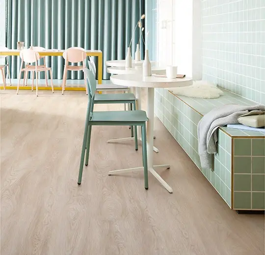 Light Serene Oak interieur.webp