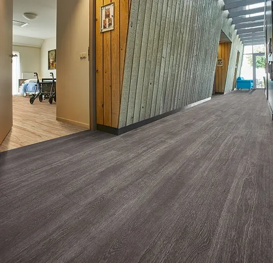 grey collage oak interieur1.webp
