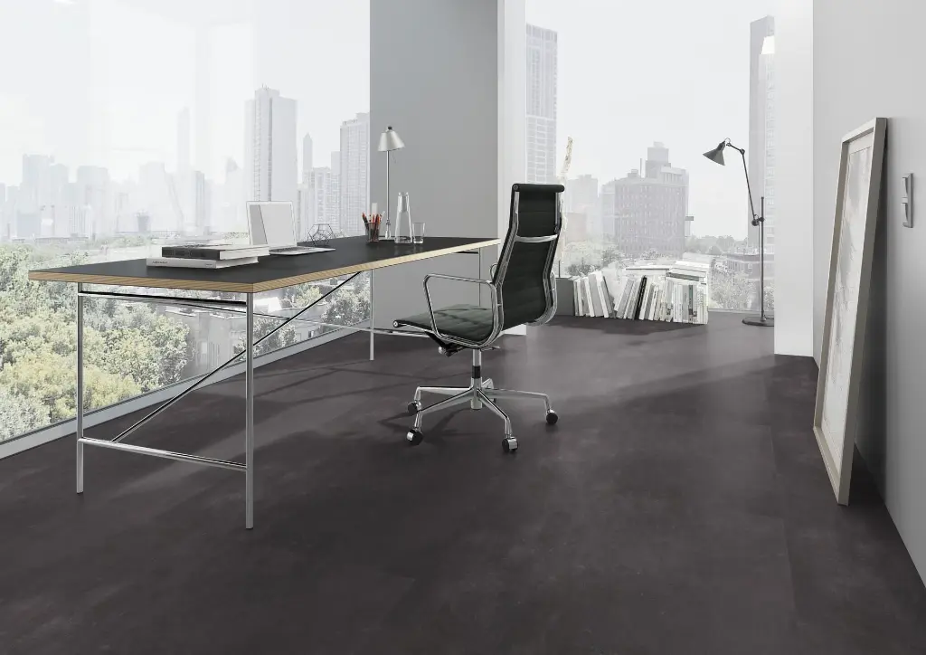 OFL-070-032_JANNE-001-01_GREY-scaledcdg.webp