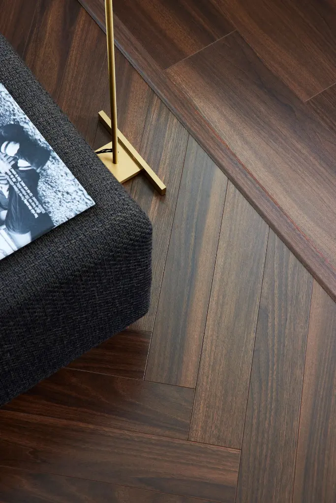 walnut brown_lam_v4_504x84_berryalloc_rsh_12.webp