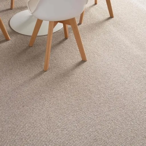 wellington-detail-red.webp