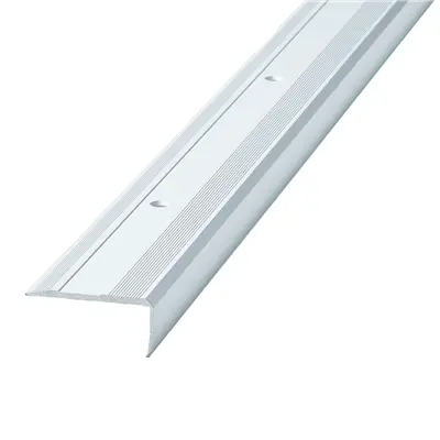 Trapprofiel basis covering model 18 x 38 x 2700mm antislip kleur ZILVER