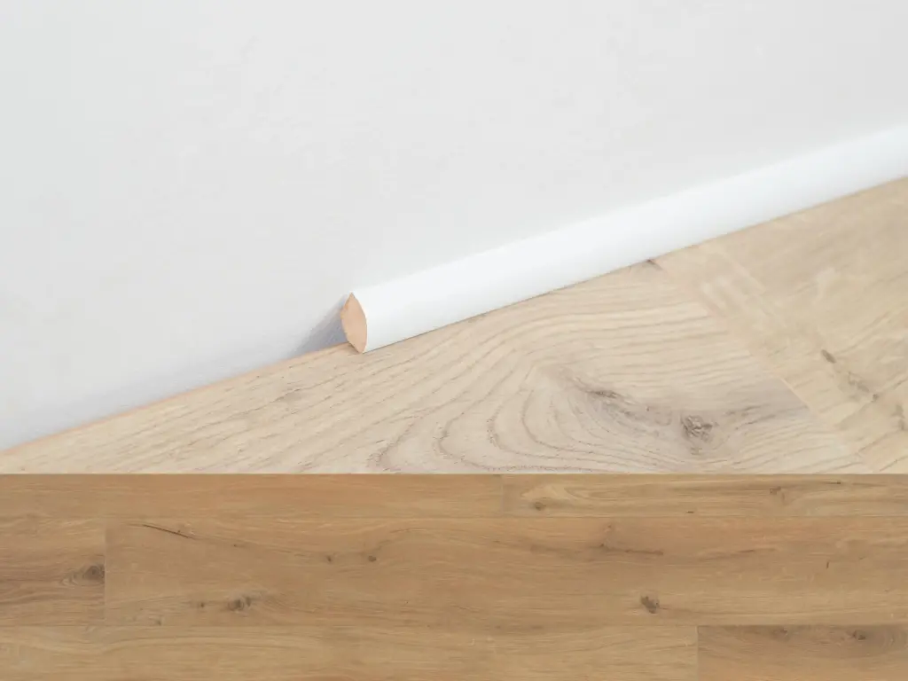 BerryAlloc Plint Kwadrant gyant warm natural 2,4m per 4st