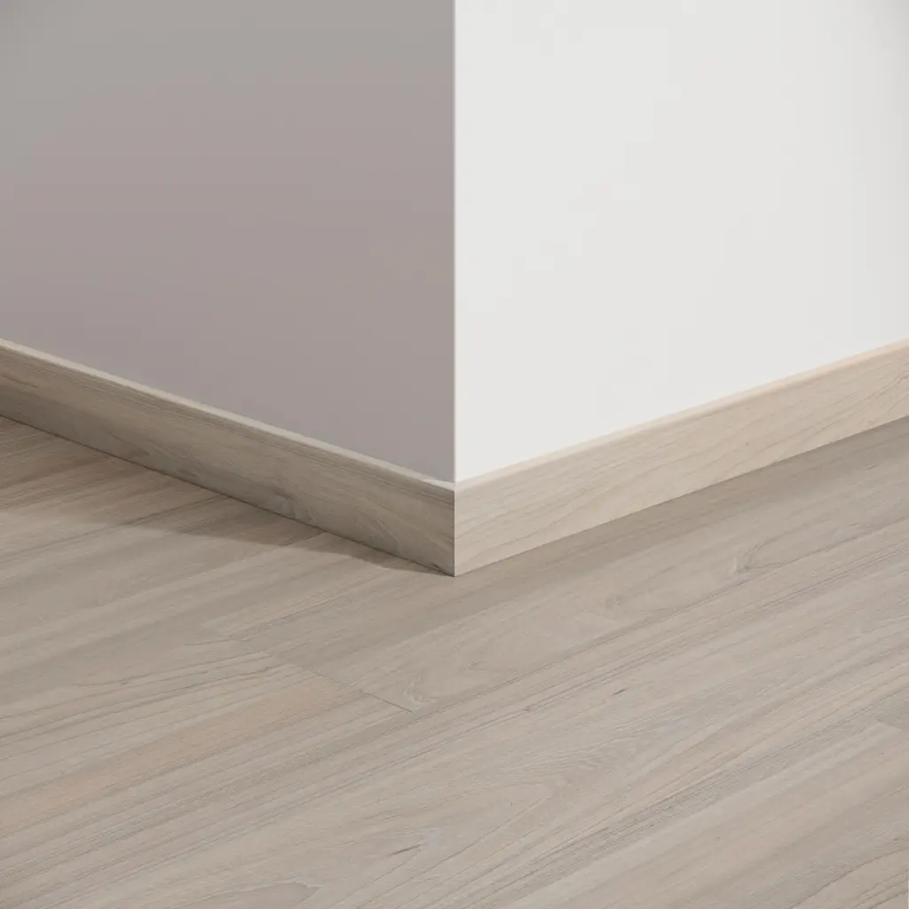 BerryAlloc Plint elm light 2,4m per 4st