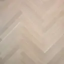 Otium Hout visgraat Luna - ultramat gelakt