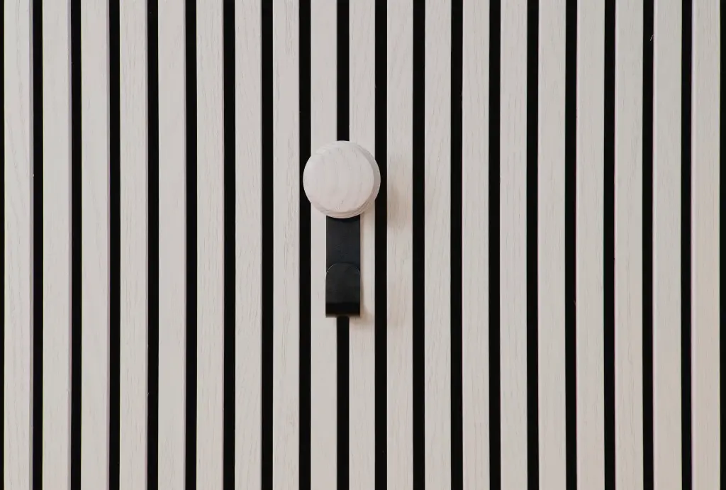 ter Hürne SilentDesign LivingWall kort met houten knop Eilin 