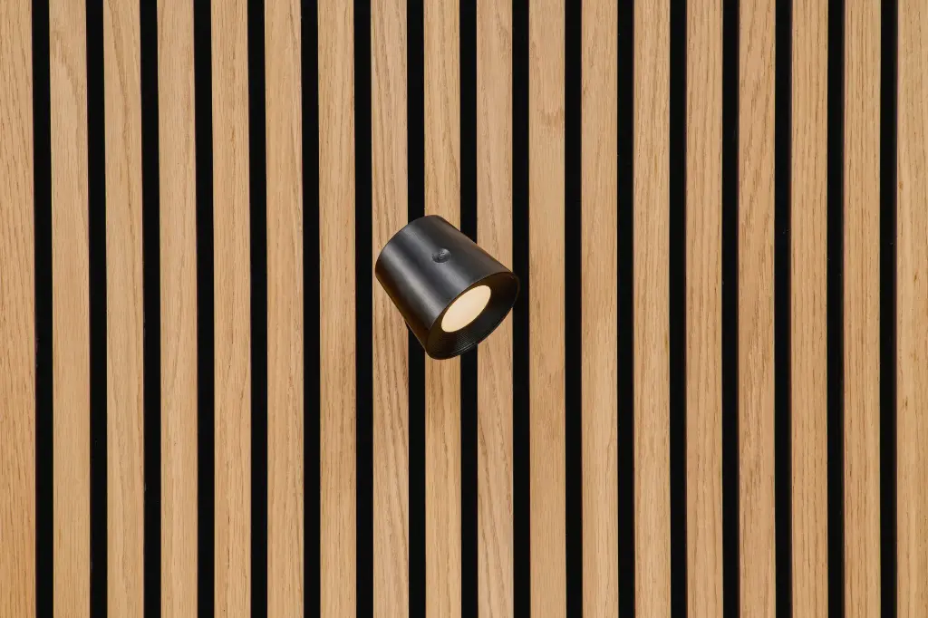 ter Hürne SilentDesign LivingWall Eirik Spot 