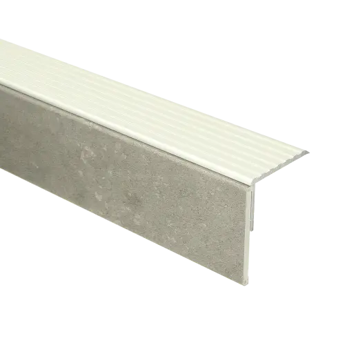 74328 PrimoStep - Uitlooptrede alu zilver - LVT Donker Beton - 130 x 5,7 cm