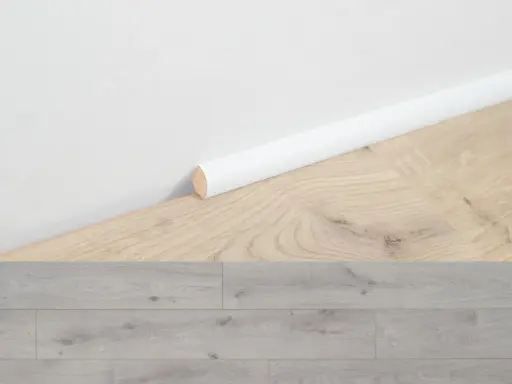 [BERR21114] BerryAlloc Plint Kwadrant crush light 2,4m per 4st