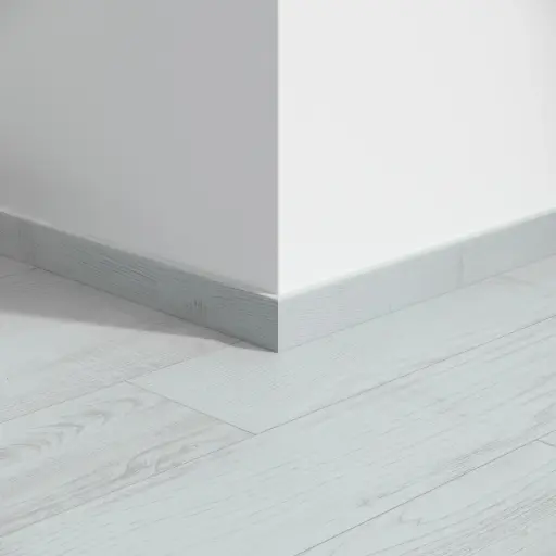BerryAlloc Plint chestnut white 2,4m per 4st