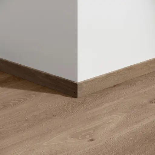 BerryAlloc Plint bloom light brown 2,4m per 4st