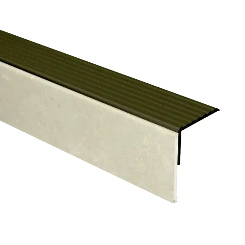 74425 PrimoStep - Uitlooptrede alu brons - LVT Licht Beton - 130 x 5,7 cm